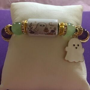 NWT Ghost Charm Beaded Stretch Bracelet in White, Green & Purple
